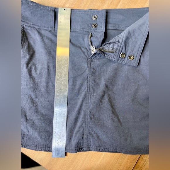 PRANA Dark Gray Athletic Skort Size: 2 - Picture 9 of 9